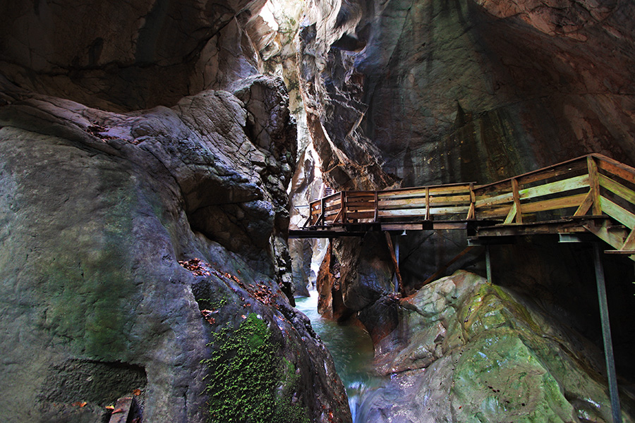 Wanderung durch die Seisenbergklamm